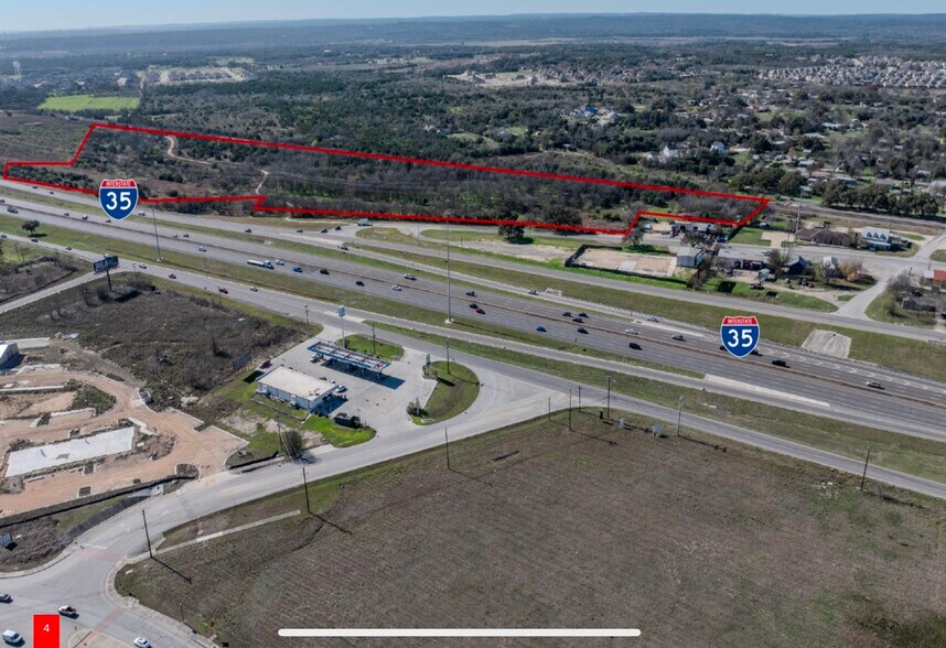 IH-35 Interstate 35 Gtwy, Kyle, TX for sale - Building Photo - Image 2 of 5