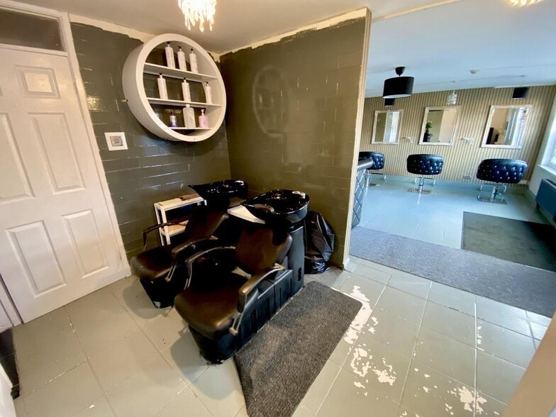 63 Chemical Rd, Swansea for sale - Building Photo - Image 3 of 36