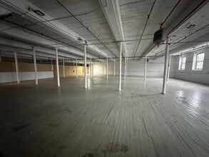 104 Anawan St, Fall River, MA for lease Interior Photo- Image 2 of 5
