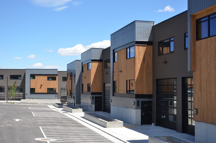 4376 Forestdale Dr, Park City, UT for lease - Building Photo - Image 3 of 6