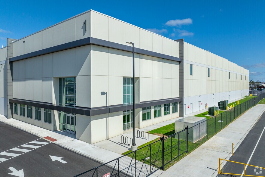 5000 Richmond St, Philadelphia, PA à louer - Photo du bâtiment - Image 2 de 11