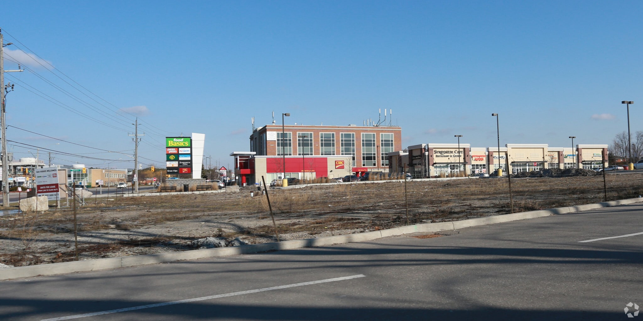 13233 Yonge St, Richmond Hill, ON for sale Primary Photo- Image 1 of 1