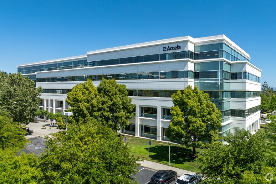 2603-2633 Camino Ramon, San Ramon, CA à louer - Photo du bâtiment - Image 3 de 16