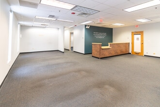 900 Skokie Blvd, Northbrook, IL for lease Interior Photo- Image 2 of 7