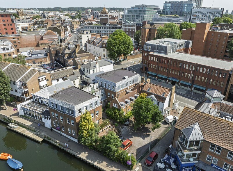 52 High St, Kingston Upon Thames à vendre - Photo du bâtiment - Image 2 de 9