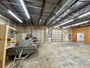 136 Industrial Dr, Boerne, TX for lease Interior Photo- Image 2 of 9