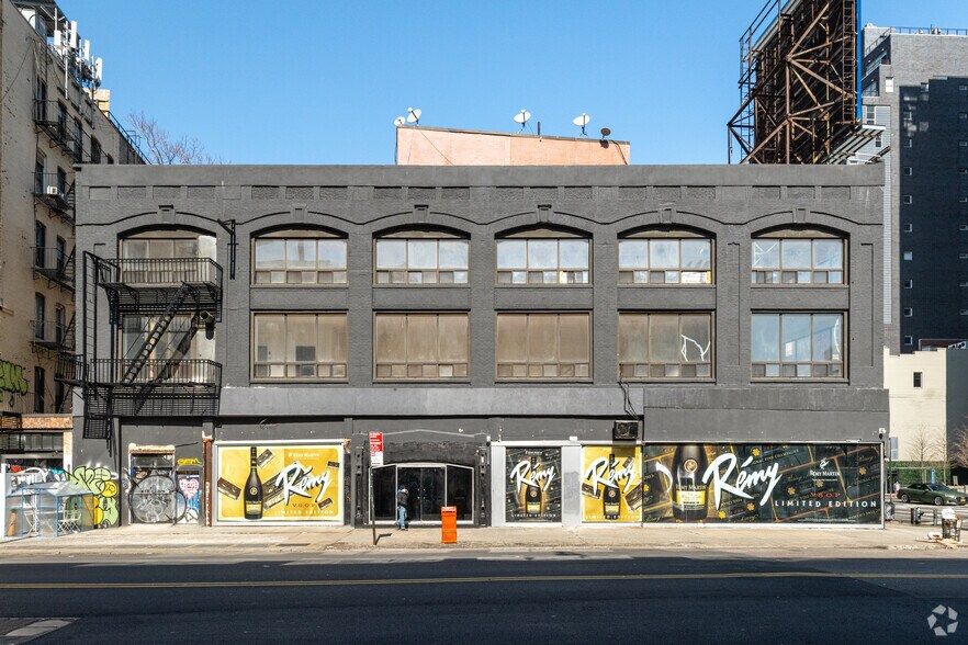 1 Kenmare St, New York, NY à louer - Photo du bâtiment - Image 2 de 3