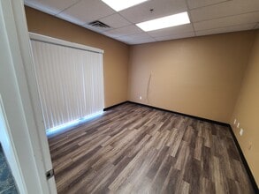 4420 Arville St, Las Vegas, NV for lease Interior Photo- Image 1 of 9