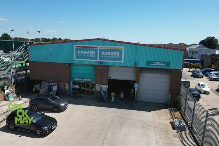 Station Rd, East Preston à louer - Photo du bâtiment - Image 3 de 4