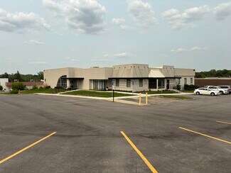 Plus de détails pour 2425 Westown Pky, West Des Moines, IA - Bureau à vendre