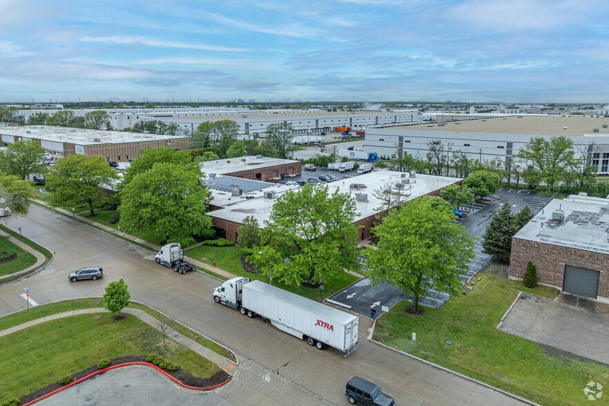 1230-1300 Mark St, Bensenville, IL à louer - Aérien - Image 3 de 4