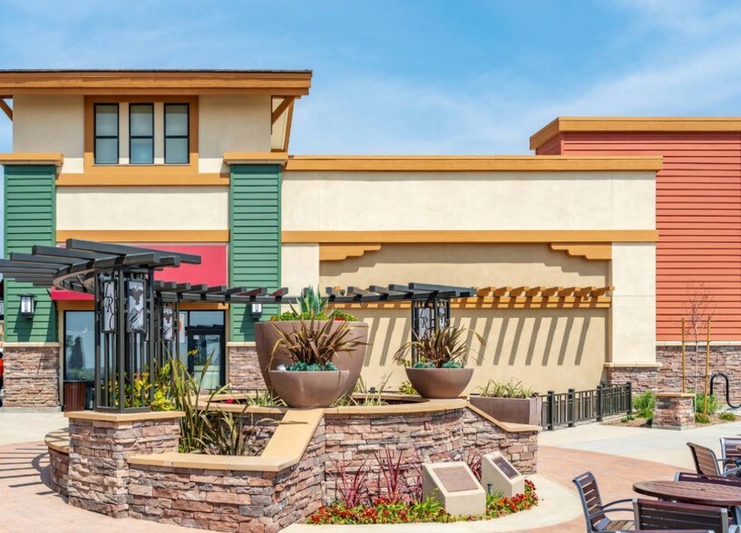 Day Creek Blvd, Rancho Cucamonga, CA à louer - Photo du bâtiment - Image 2 de 18