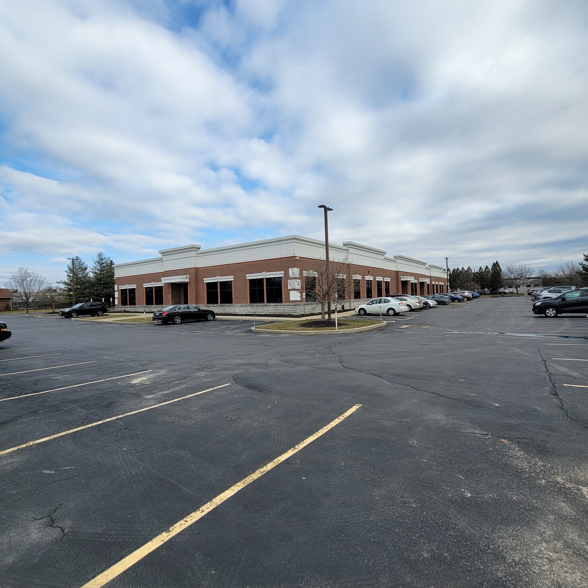 20 Lawrence Bell Dr, Williamsville, NY for lease Building Photo- Image 1 of 18