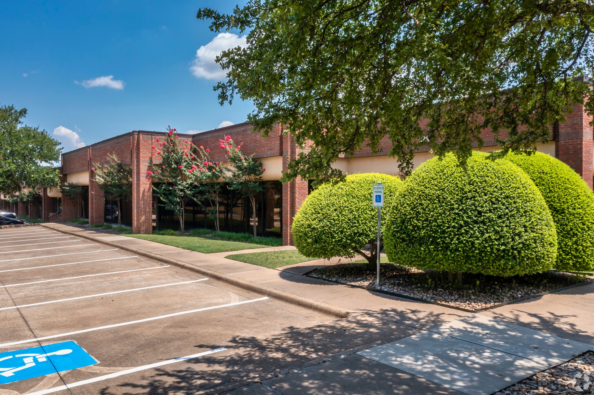 1778 N Plano Rd, Richardson, TX for lease Primary Photo- Image 1 of 7
