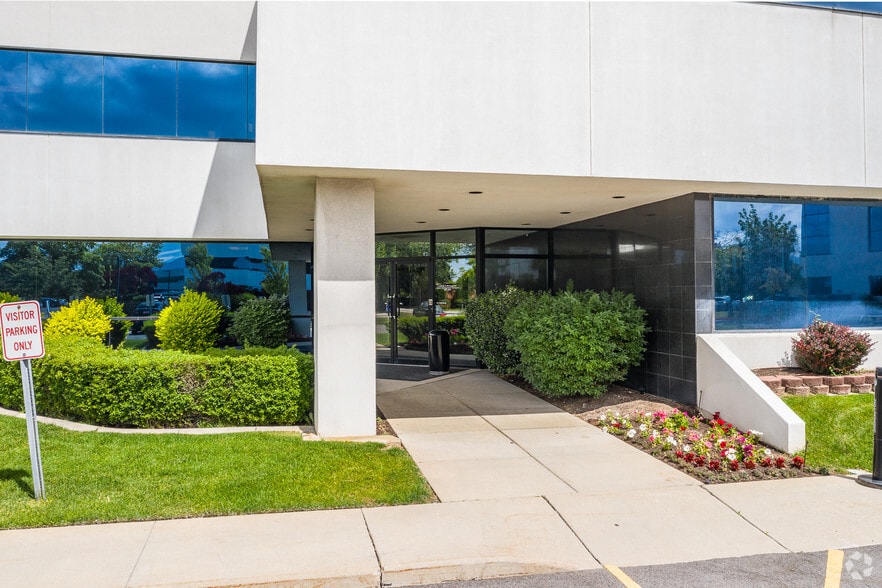 480 E Winchester St, Murray, UT for sale - Building Photo - Image 3 of 11