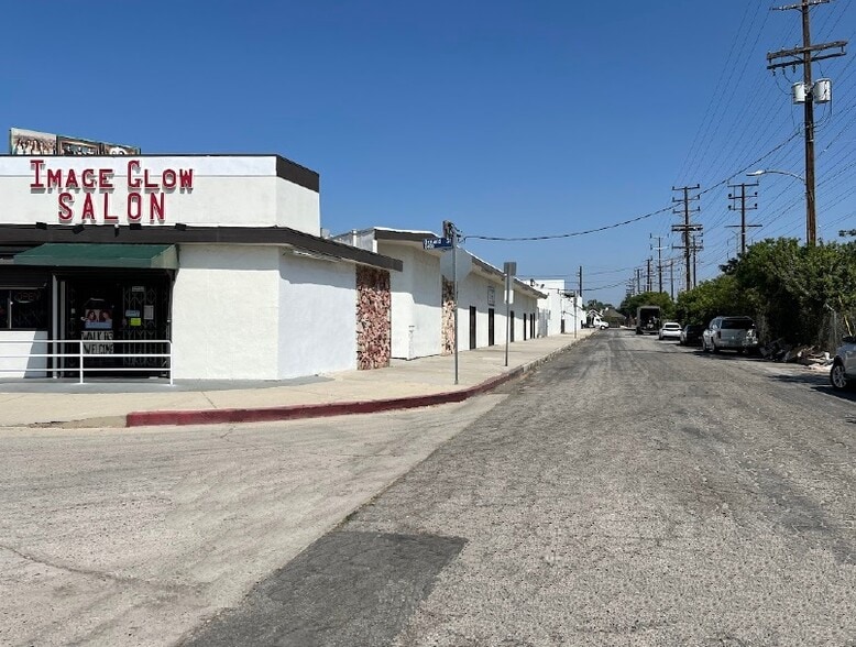 10821-10859 Oxnard St, North Hollywood, CA for lease - Building Photo - Image 1 of 5