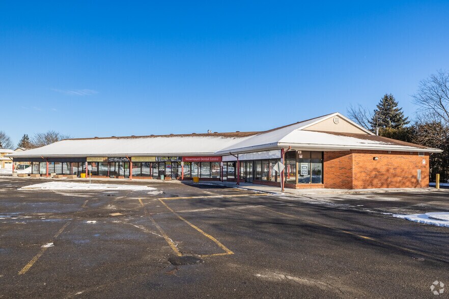 350 Viewmount Dr, Ottawa, ON à louer - Photo du bâtiment - Image 3 de 3