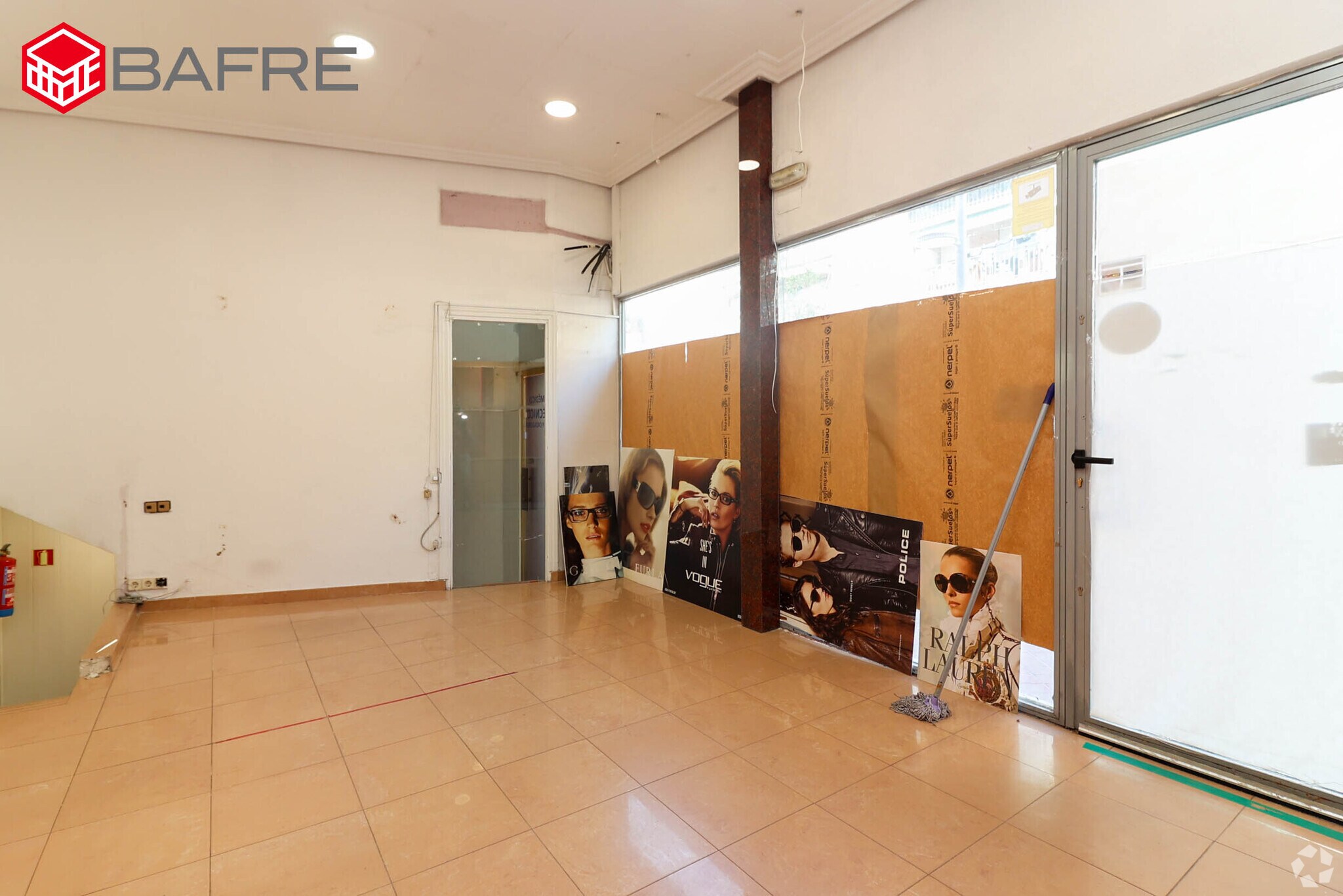 Immeuble residentiel dans San Sebastián de los Reyes, Madrid à vendre Photo intérieure- Image 1 de 2