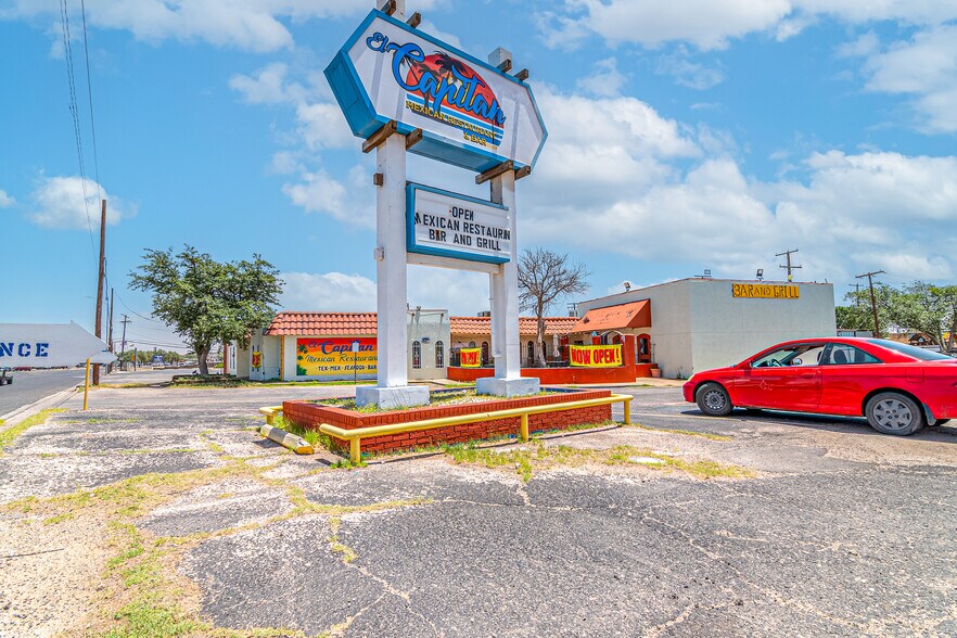 2411 W Wall St, Midland, TX à vendre - Photo du bâtiment - Image 2 de 15