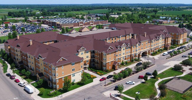More details for 10225 City Walk Dr, Woodbury, MN - Multifamily for Sale
