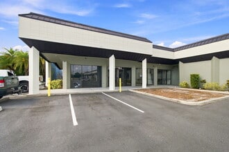 6160-6170 Ulmerton Rd, Clearwater, FL for lease Interior Photo- Image 2 of 10