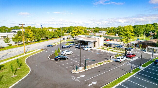 More details for 23107 Broadway Ave, Oakwood Village, OH - Retail for Sale