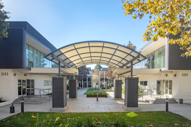 More details for 2513-2525 E Charleston Rd, Mountain View, CA - Office for Lease