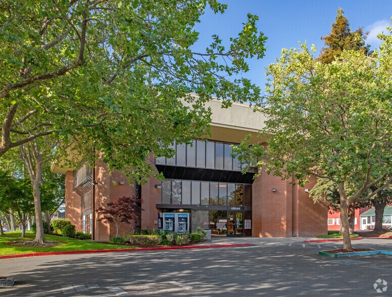 3755 El Camino Real, Santa Clara, CA à louer - Photo du bâtiment - Image 2 de 6