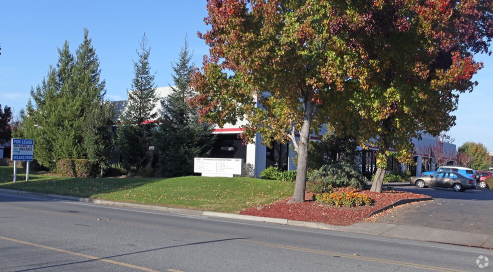 1350 Industrial Ave, Petaluma, CA for lease - Building Photo - Image 3 of 4