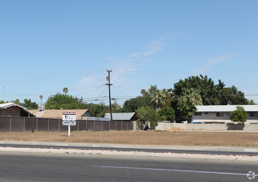 4125 E Ventura Ave, Fresno, CA à louer - Photo du bâtiment - Image 3 de 3