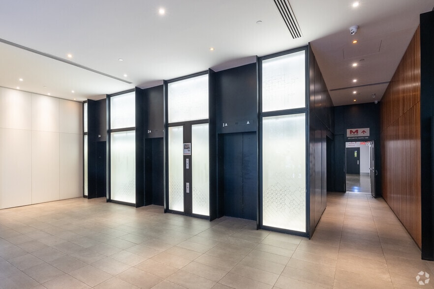 4200 Boul Saint-Laurent, Montréal, QC for lease - Building Photo - Image 2 of 23