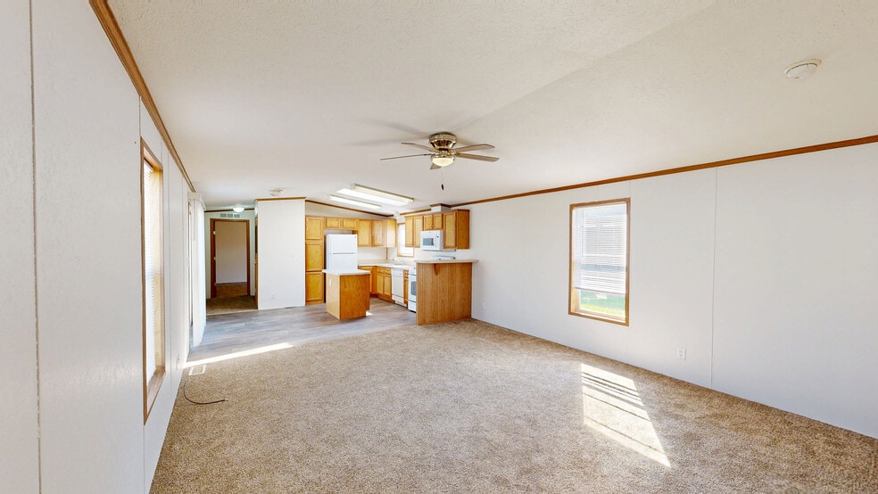 2600 University Ave, Williston, ND for sale - Matterport 3D Scan - Image 3 of 22