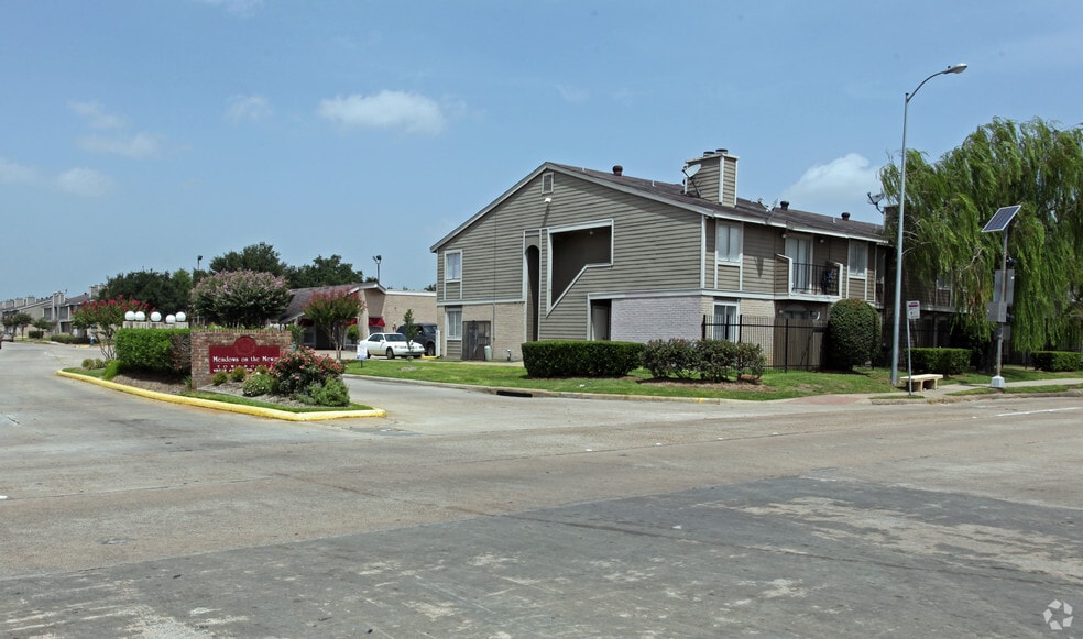 12502 Ashford Meadow Dr, Houston, TX for sale - Primary Photo - Image 1 of 5