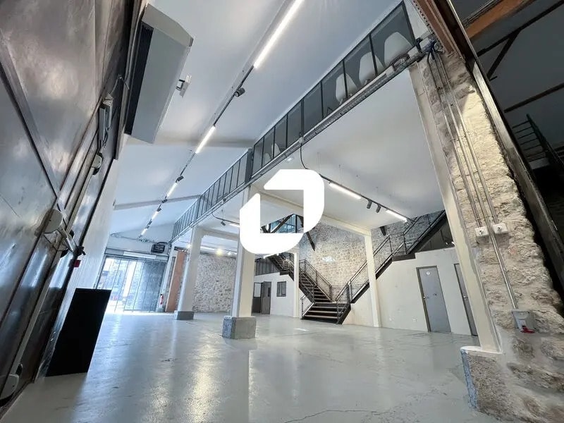 Flex in Vitry-sur-Seine for lease Interior Photo- Image 1 of 9