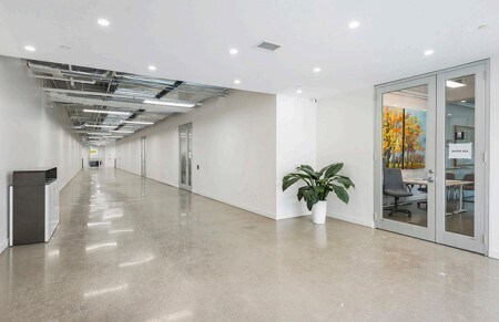 501 Alliance Ave, Toronto, ON à louer - Photo intérieure - Image 2 de 17