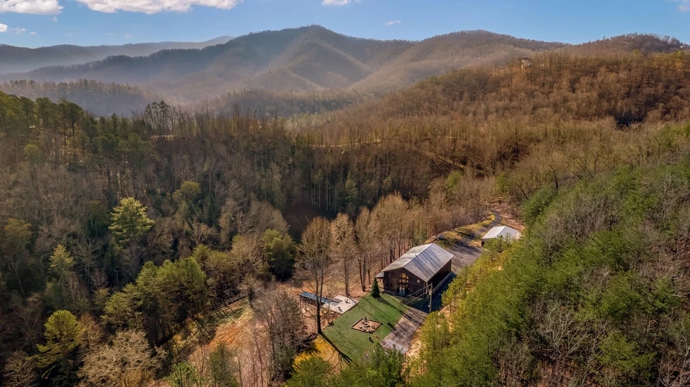 1293 Laurel Lick Rd, Sevierville, TN for sale - Building Photo - Image 2 of 50
