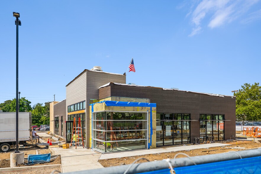 330 Sunrise Hwy, Valley Stream, NY à vendre - Photo principale - Image 2 de 9