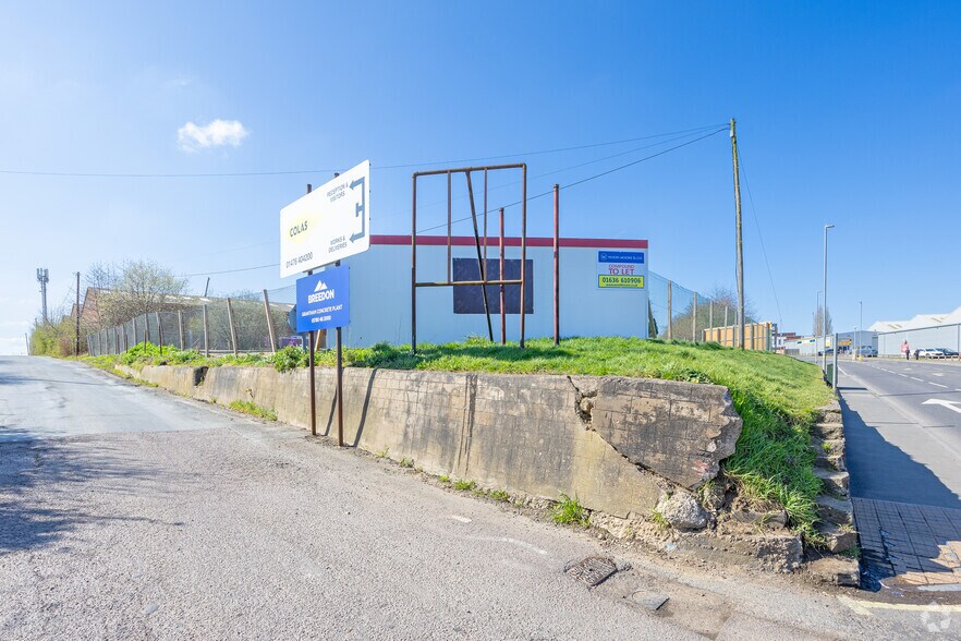 Dysart Rd, Grantham à louer - Photo du bâtiment - Image 2 de 4