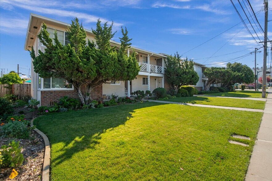 590 Macarthur Ave, San Jose, CA à vendre - Photo du bâtiment - Image 2 de 6