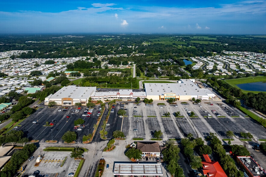 7325-7407 Gall Blvd, Zephyrhills, FL for lease - Aerial - Image 1 of 24