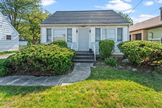 5363 Oberlin Ave, Lorain, OH à vendre - Photo du bâtiment - Image 2 de 20