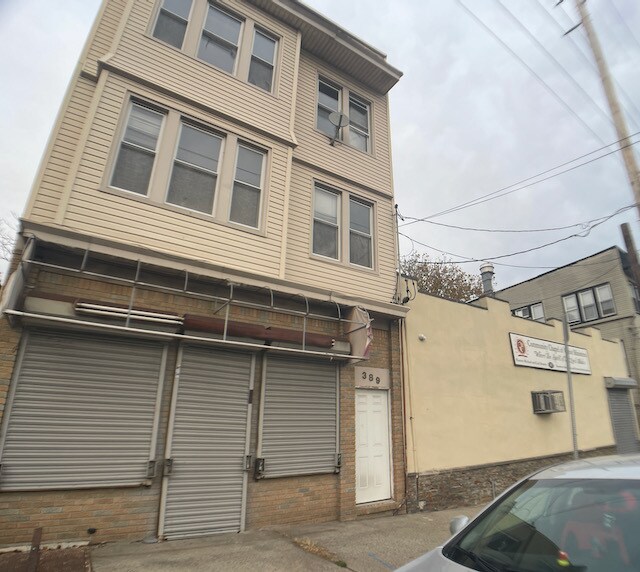391-393 Hawthorne Ave, Newark, NJ for sale - Building Photo - Image 2 of 13