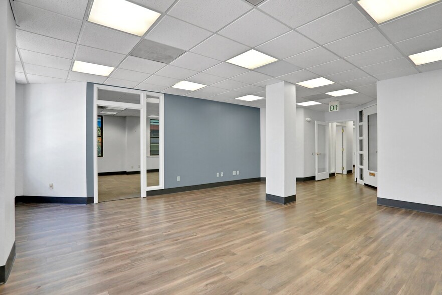 300 W Adams St, Jacksonville, FL à louer - Photo du bâtiment - Image 2 de 16