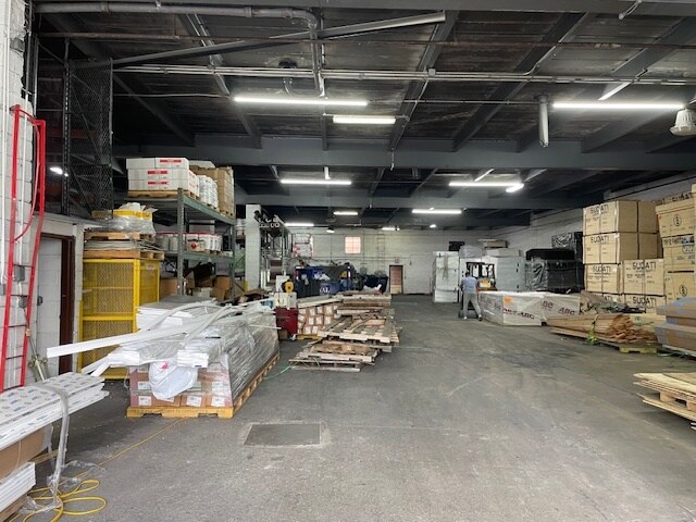 2236 Conner St, Bronx, NY à louer - Photo du bâtiment - Image 2 de 4