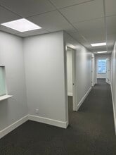 2501 E Commercial Blvd, Fort Lauderdale, FL for lease Interior Photo- Image 2 of 6