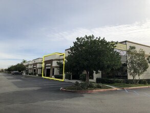 909 S Cucamonga Ave, Ontario, CA à louer Photo du bâtiment- Image 1 de 6