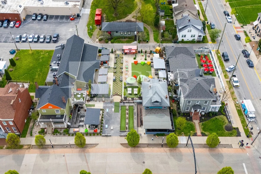 125 W Chestnut St, Jeffersonville, IN for sale - Primary Photo - Image 1 of 3