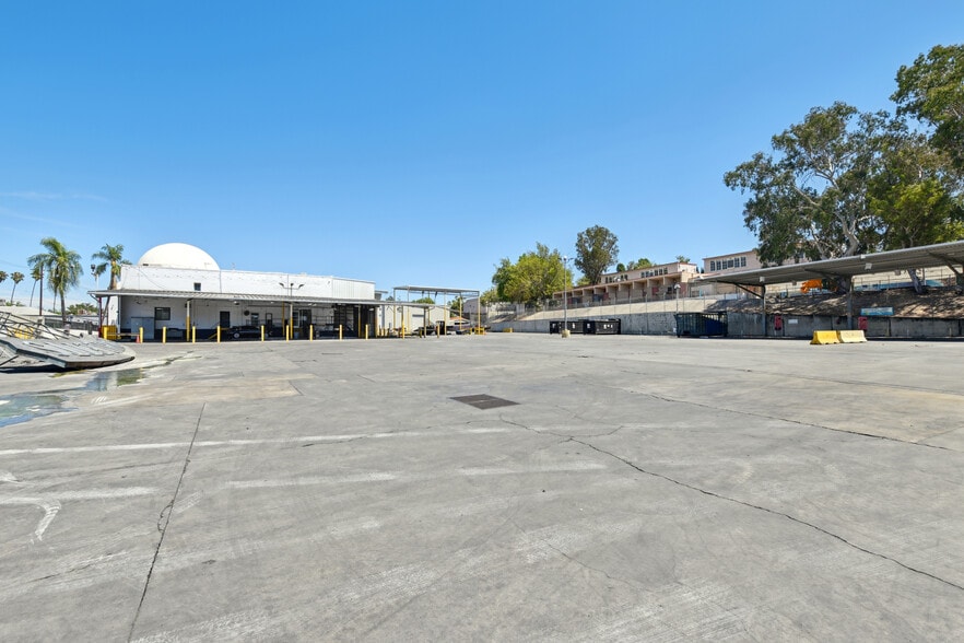 4500 Lincoln Ave & York Blvd, Los Angeles, CA for sale - Building Photo - Image 2 of 6