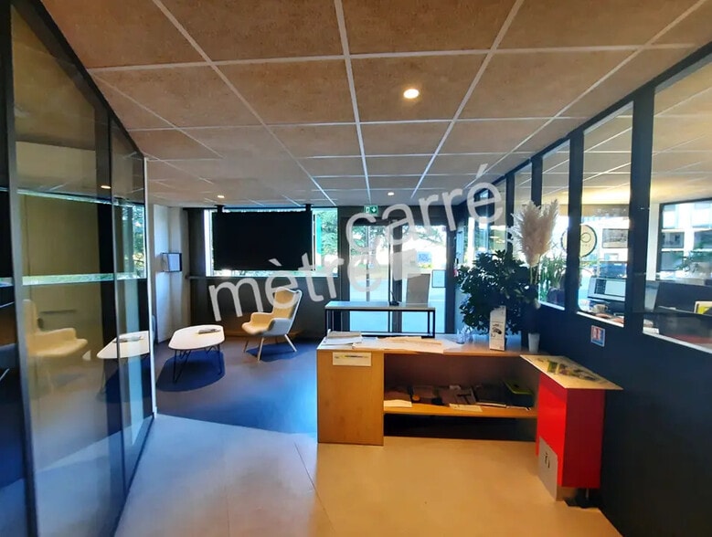 Bureau dans Nantes à louer - Hall d’entrée - Image 3 de 8