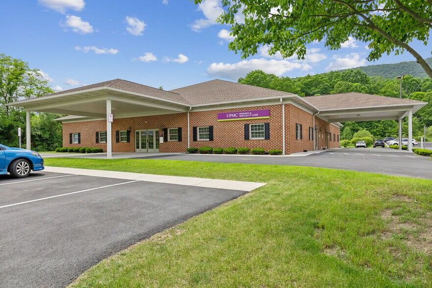 745 Raystown Rd, Everett, PA à vendre - Photo principale - Image 1 de 4